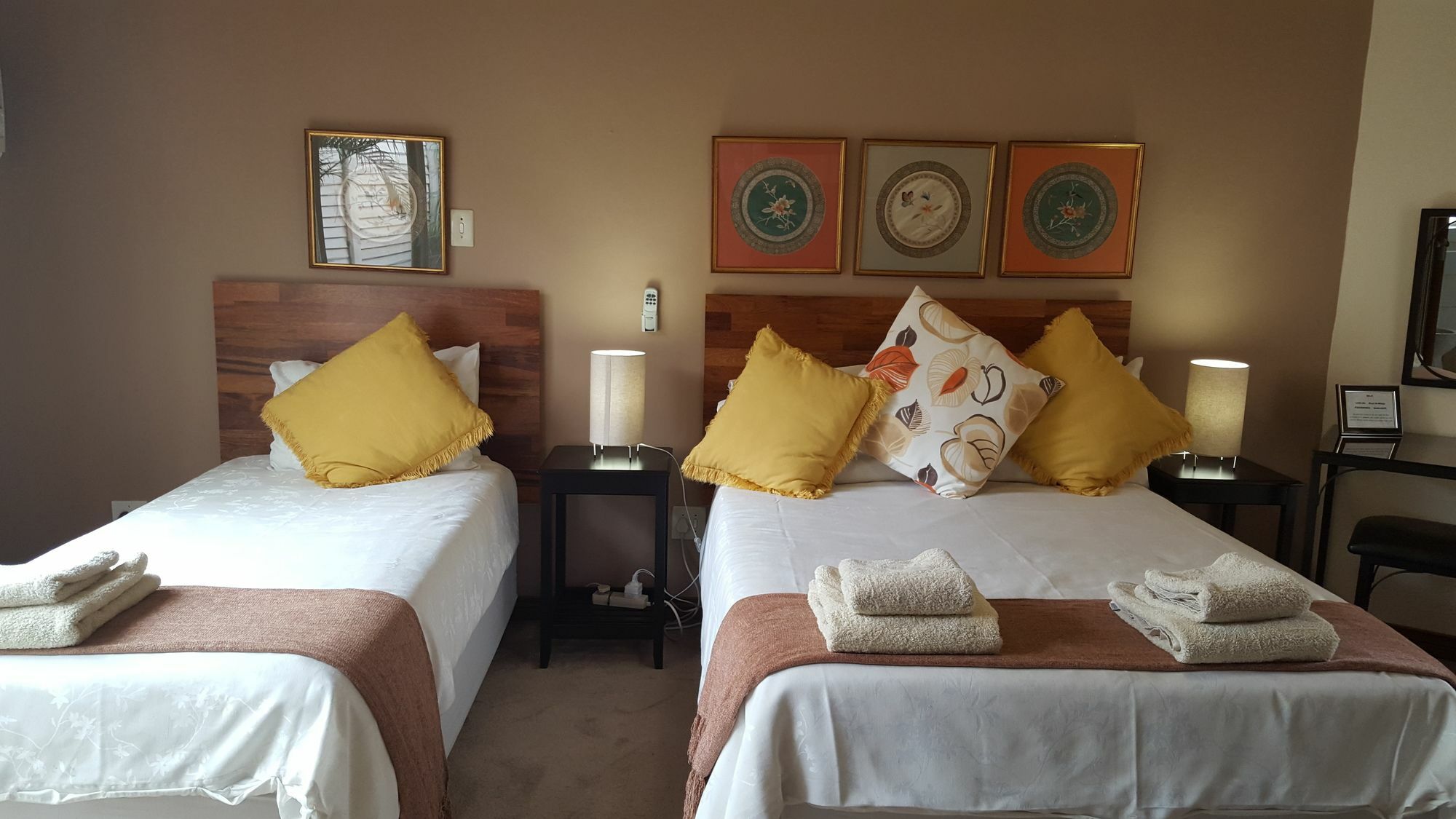 Rest-A-While Guest House - 프레토리아 외부 사진